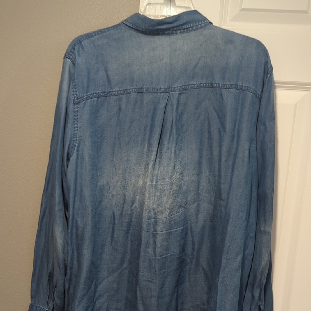 Maurices Blue Button Down Shirt - Picture 2 of 2